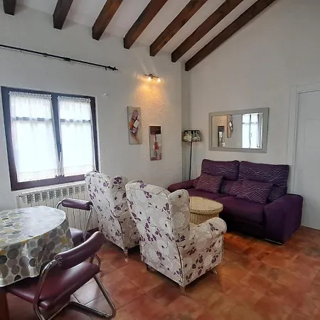 La Casuca Planta Alta Holiday home Comillas