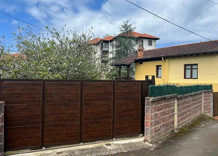 La Casuca Planta Alta * Comillas